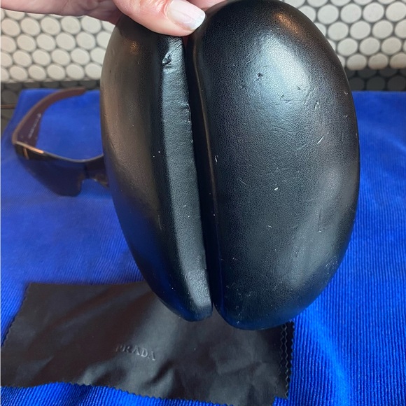 Prada Sunglasses - Picture 6 of 7